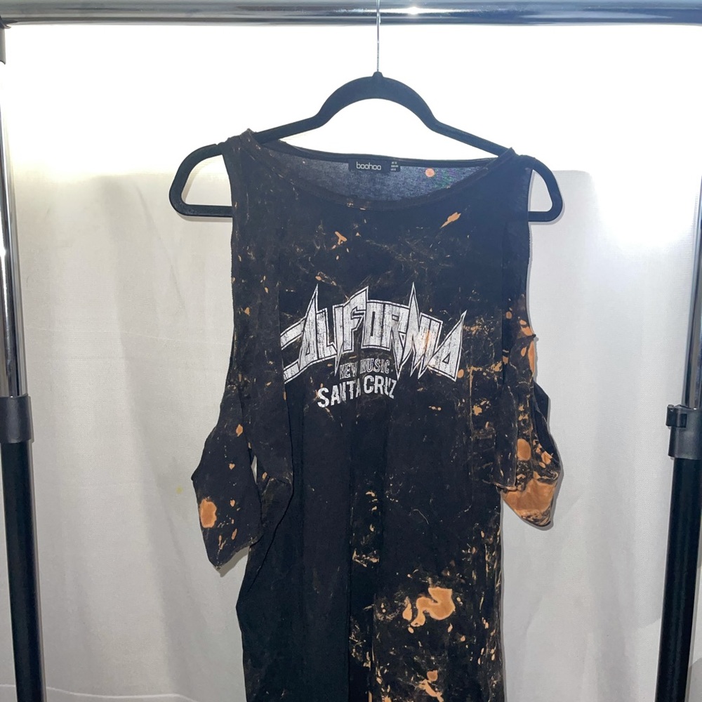 Distressed Boo Hoo Oversized Graphic Tee